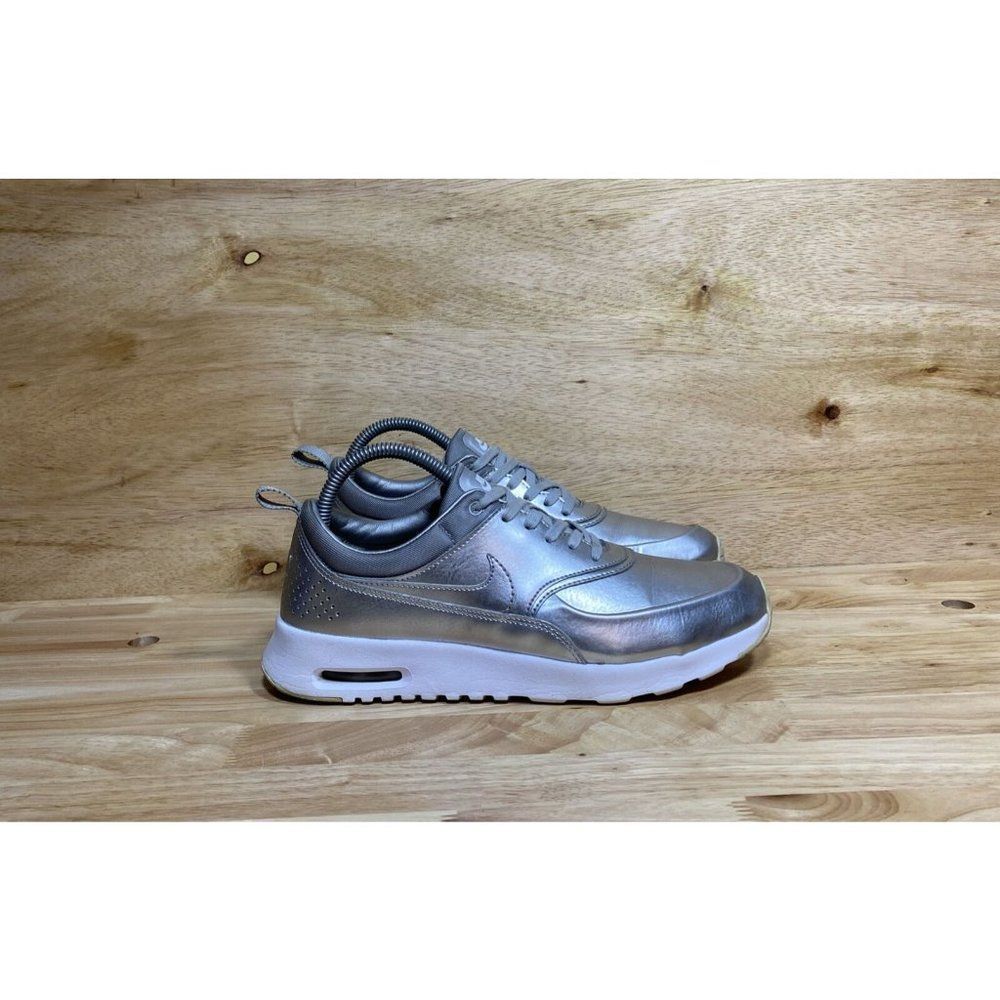 Nike Air Max Thea Womens Sz 8.5 Running Athletic Silver Shoes Sneaker 819640-001